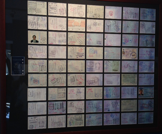 GearyGallery's tweet image. Have you made some wonderful memories of your trips abroad? Bring them to us an put them on display! Shown: a 64-opening shadowbox containing passport pages. What would you frame? #shadowbox #customshadowboxes #customframing #frameshopct #darienct gearygallery.com/accent-picture…