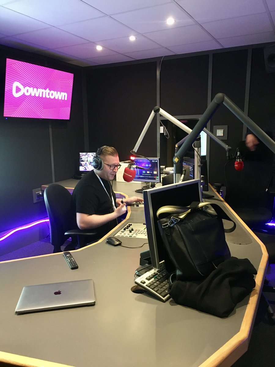 Claire Savage tweet media