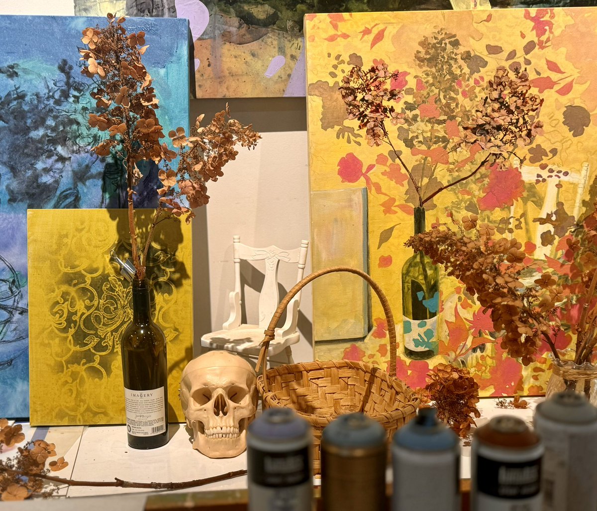 Game on. 
#studiolife #painting #artist #stilllife #work