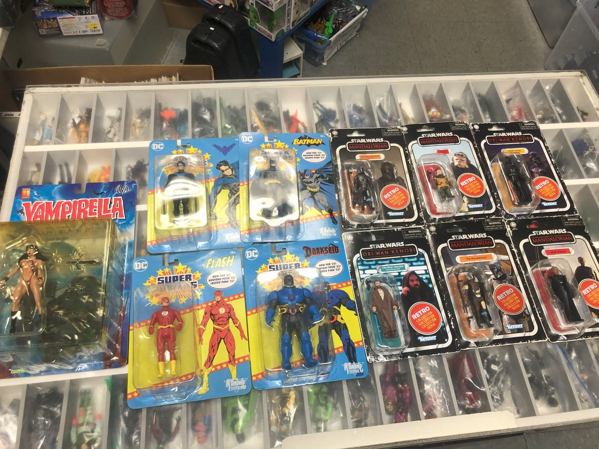 waxpaxquake's tweet photo. #superpowers #starwarsretro #vampirella #gijoeclassified #quakecollectibles #waxpaxquake #vintageshop #vintagestore #collectibles #recordstore #vinylrecords #collectiblesstore #vintagetoystore #toystore #toys4sale
Always OPEN 12pm to 7pm 6 days a week, closed Mondays. https://t.co/yS6bwOOLsp