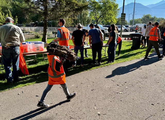 provocity's tweet photo. We had an incredible turnout for this year’s National Day of Service through our MyHometown Initiative! 🙌 Neighbors from Pioneer Park, South Freedom, and Dixon came together, contributing over 584 hours of service to improve our community. #ProvoProud #NationalDayOfService https://t.co/ADfIFHjDHO