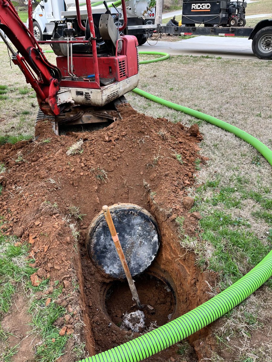 EmergencyssATL's tweet image. Reach out to us for reliable support and keep your system in top condition!
#EmergencySepticAndSewer #SepticSystemRepairs #SepticReplacementServices 
bit.ly/3ZmOofF