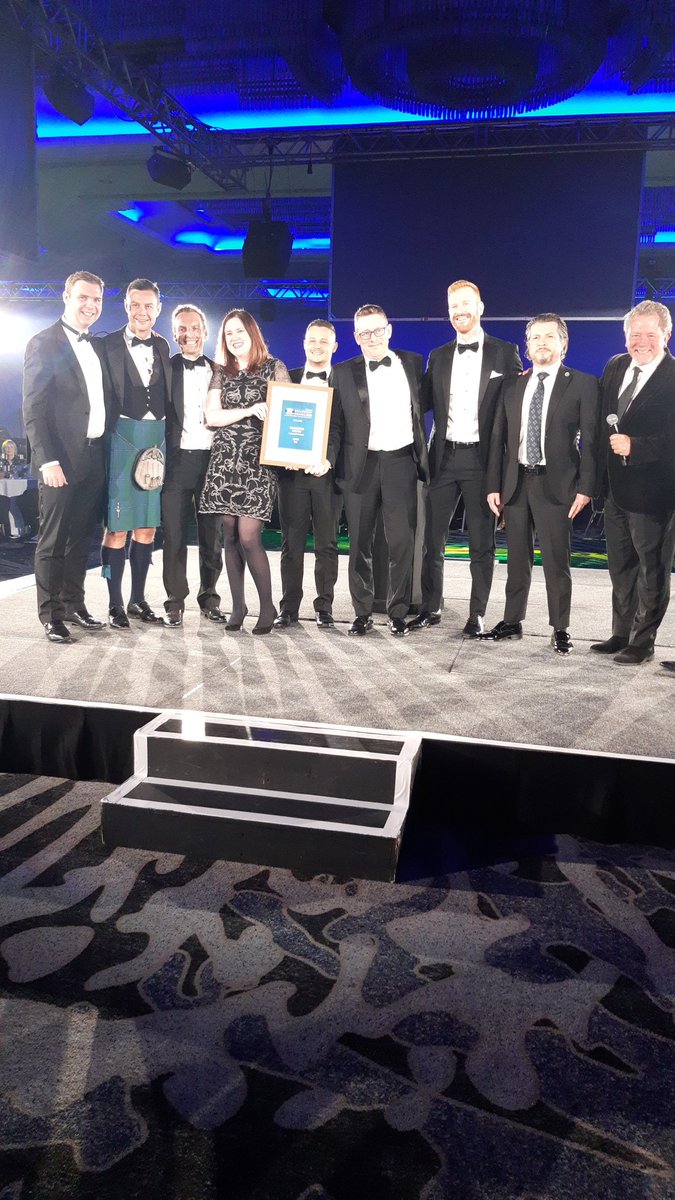 KurtJacobs45309's tweet photo. The Turnaround Team trophy goes to...PwC! #MidsDeals https://t.co/tFLp5YkewM