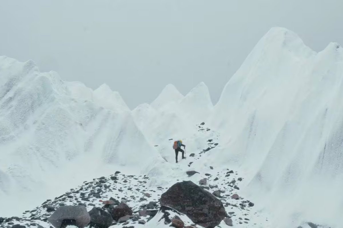 Sebastián Cordero to represent Ecuador for the third time at the #Oscars with his documentary BEHIND THE MIST
cinematropical.com/cinema-tropica…