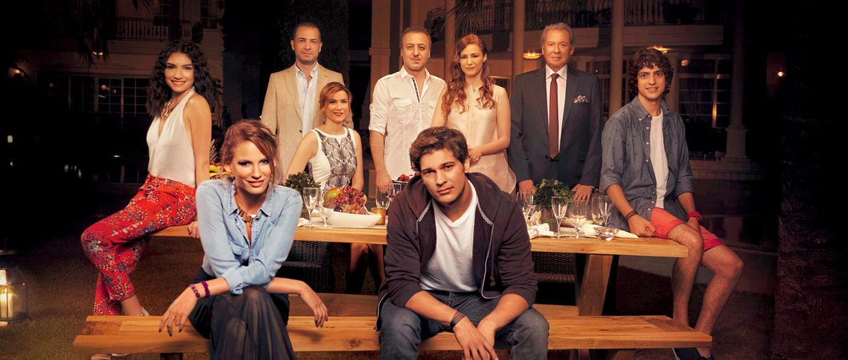 badpostsarikaya's tweet photo. Serenay Sarıkaya'nın başrolünde oynadığı #MiraBeylice karakterini canlandırdığı dizi #MedCezir , Tv'de ilk kez 13 Eylül 2013'te 11 yıl önce bugün ekrana gelmişti 💫 https://t.co/4WrRUZznhu