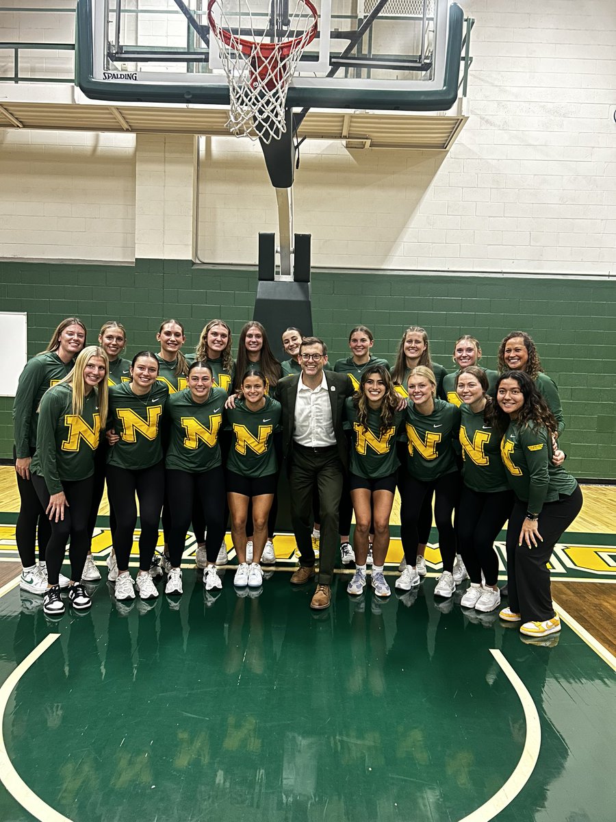 Today is a great day to be a Wildcat!! 😼 We got a team photo with Dr. Tessman. This year is going to be a special season. #NMUWildcats