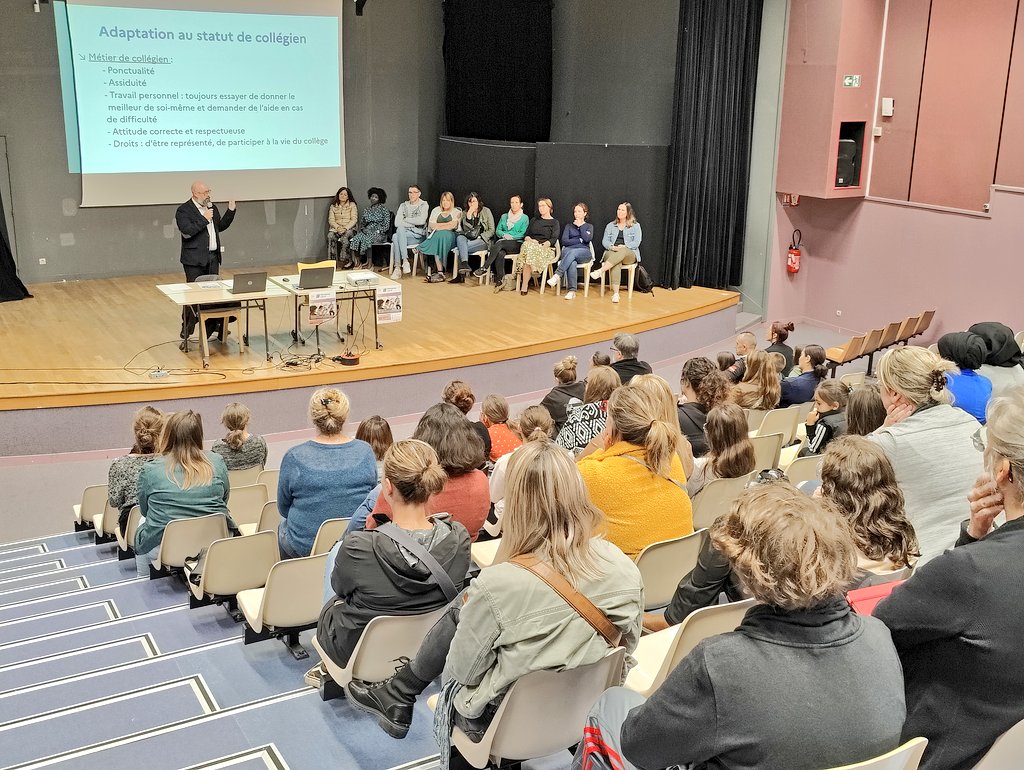 Soirée d'accueil des parents de 6e avec l'ensemble des équipes du <a href="/ClgChagallGasny/">Collège Marc Chagall - Gasny</a>: présentation des enseignements, des projets menés, de l'accompagnement des élèves, des dispositifs et sensibilisation auprès des familles de l'équipe #pHARe. @MoncadaFra <a href="/Fmarchand_27/">Frédéric Marchand</a> <a href="/Merlin_Mikl/">MERLIN Michaël</a>
