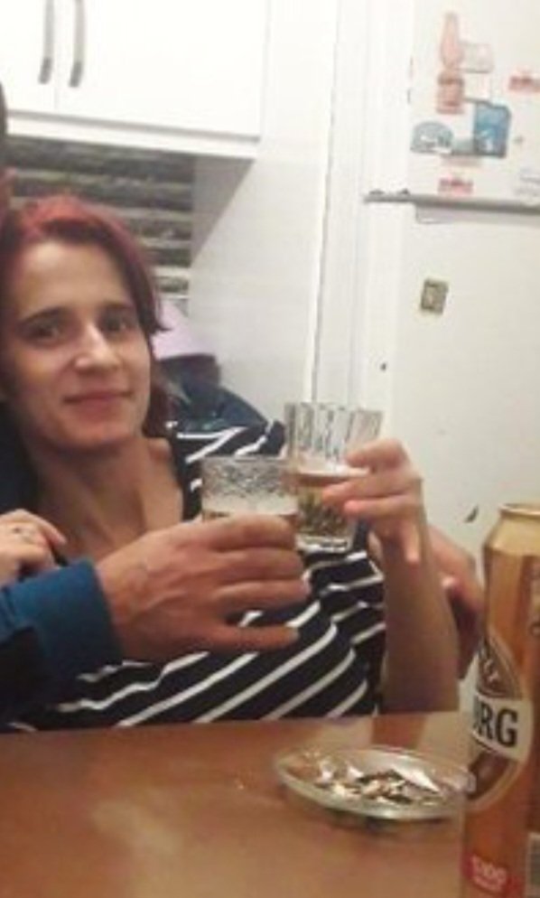 #Sıla #narin #anne #enesgüran 
Bu iki melek yaşadıkları o anda bile ANNE diye çığlık atmıştır...
Ahh..... siz o melekleri hiç mi sevmediniz,sevmeyi mi bilemediniz