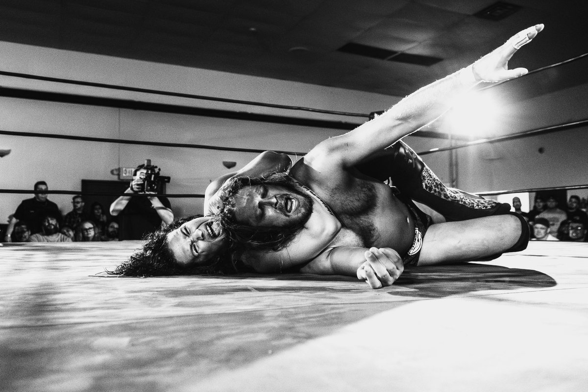 JocelynReina_'s tweet photo. 📸 Shots from the crazy pure rules match @JANELABABY and @mashaslamovich had at #Arrival2 8.23

#Photography #TNAiMPACT #VxS https://t.co/yhtYGljaO7