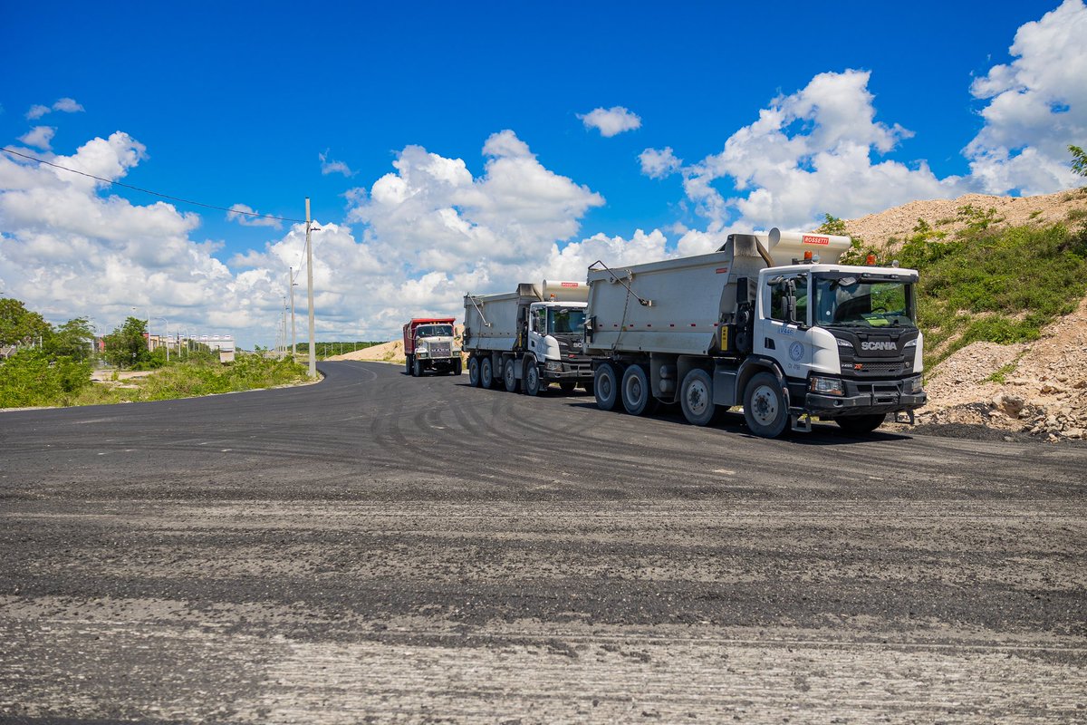 DeligneAB's tweet photo. ¡Grandes obras que benefician a las comunidades de SDE, La Caleta Y Boca Chica! 

Pronto estaremos inaugurando el tramo III de la avenida Ecológica, esta mejorará la conexión con la autopista Las Américas y el transporte entre el puerto Multimodal Caucedo y el resto del país. https://t.co/pQN2F6O9Xm