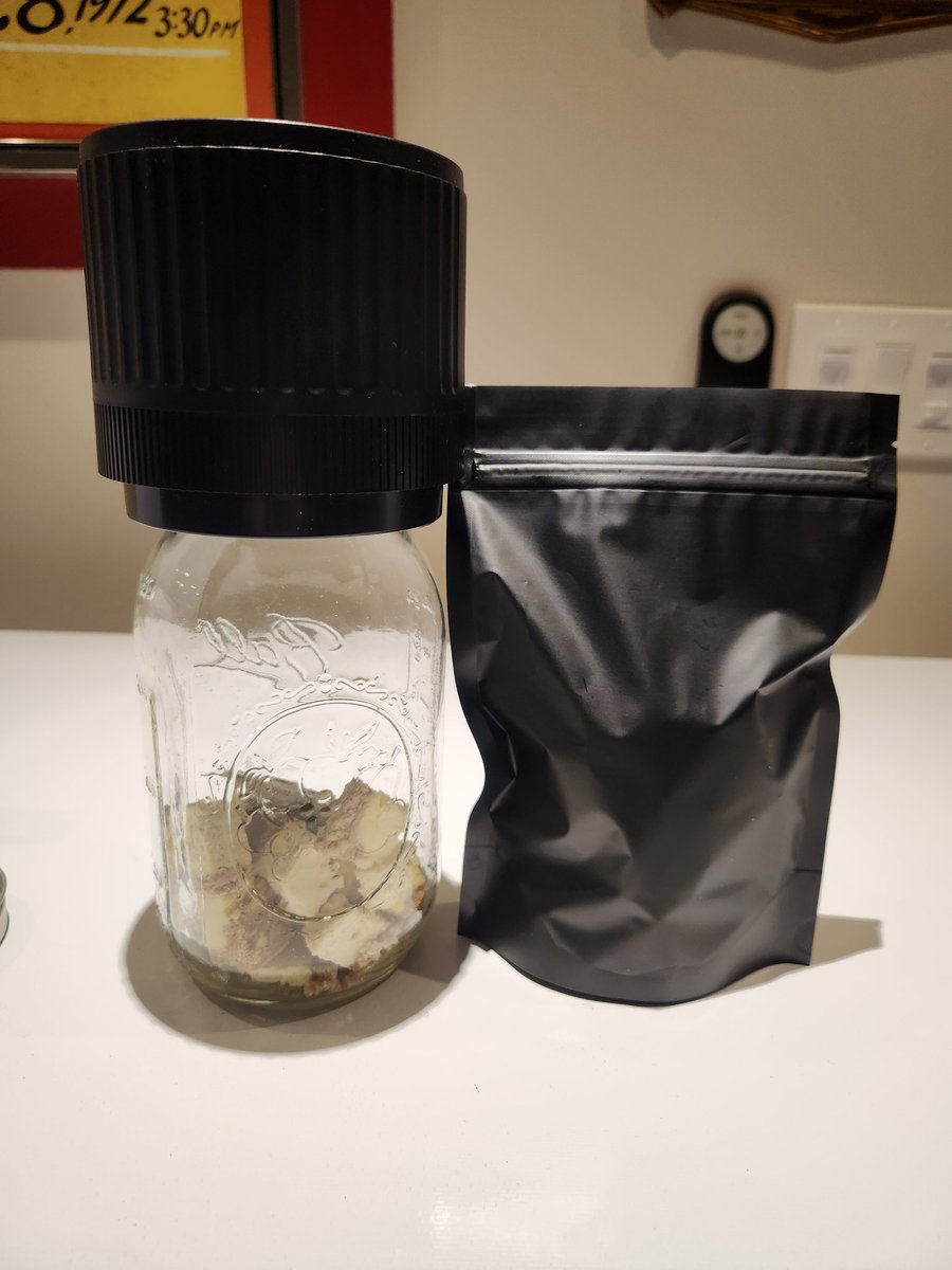 Did you know......That 97% of the nutrients are retained when you freeze dry food and candy?
Fact of the day!