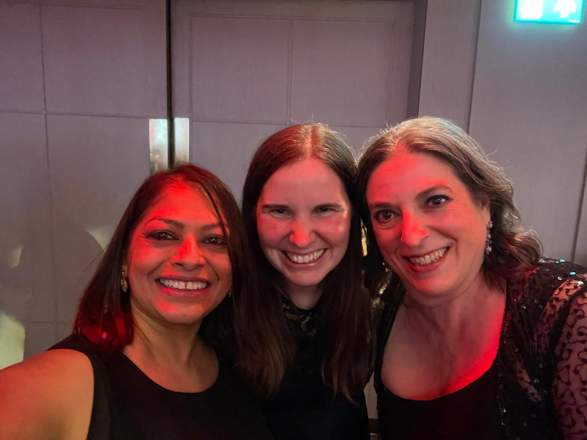 Having a great time catching up with some lovely friends and former colleagues #MMAwards24