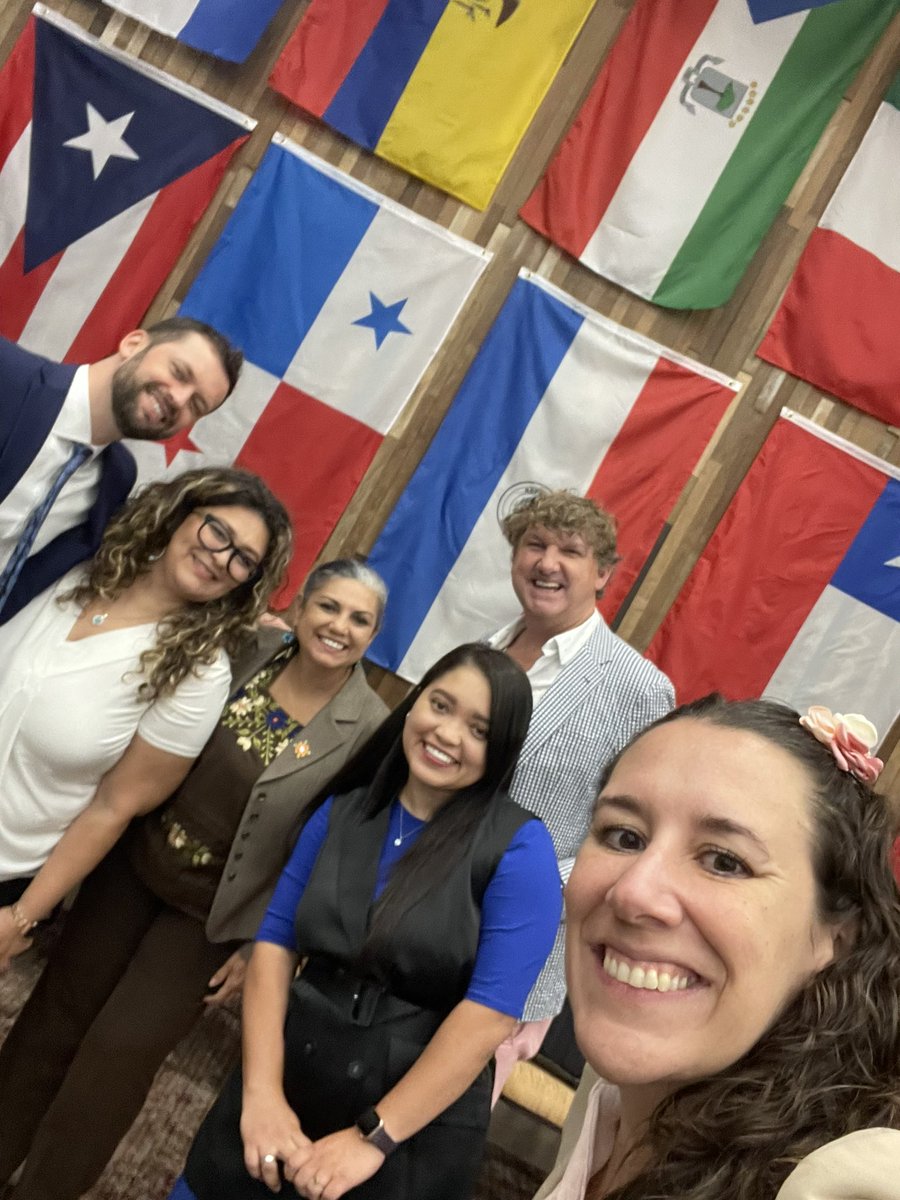 Una reunión familiar y GRANDE! Today was soul-filling as the <a href="/ParticipateLrng/">Participate Learning</a> Team reconnected with so many ardent advocates at the <a href="/LatinxEducation/">LatinxEd</a> Latine Ed Summit! So excited for the collective and collaborative power in this room- AQUÍ Y AHORA! #UnitingOurWorld 🌎