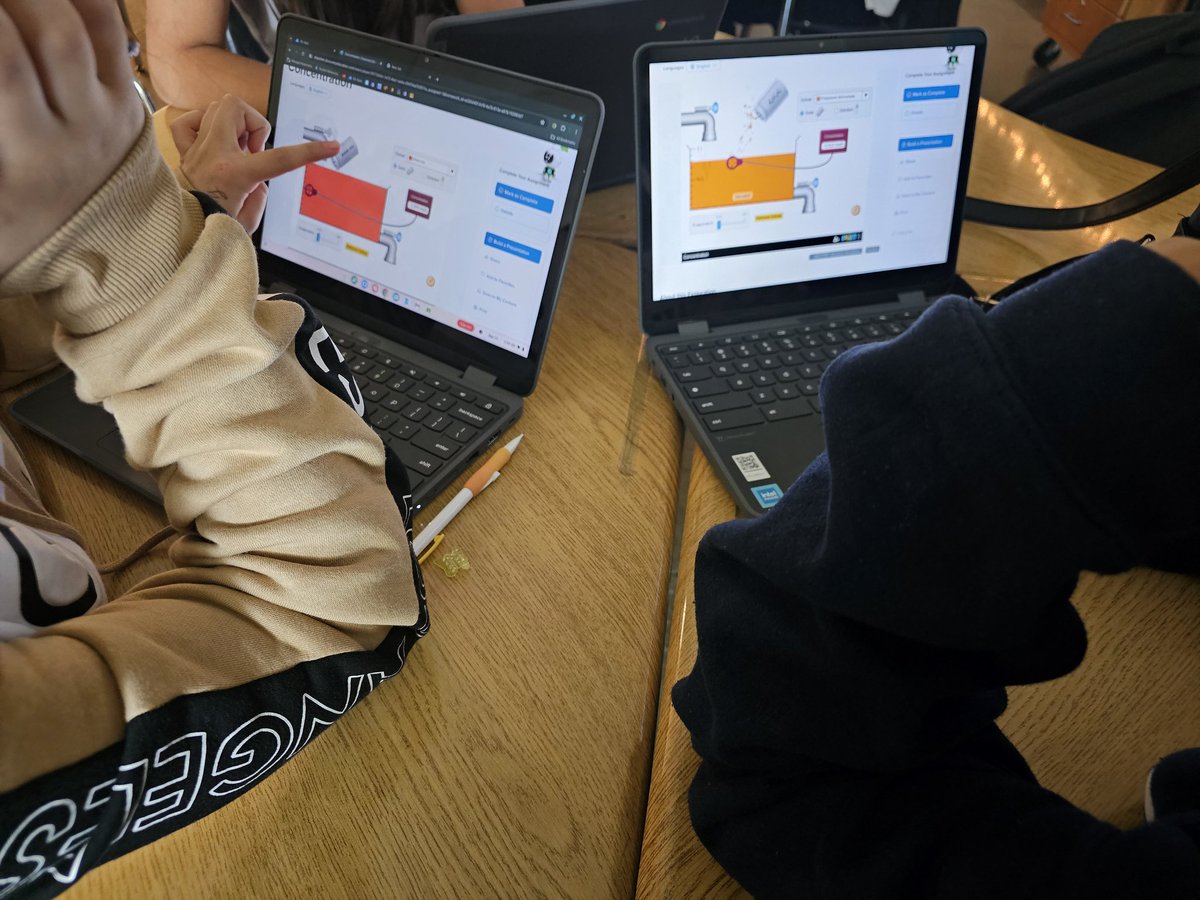 villa_sci's tweet image. My students had so much fun learning about concentration in aqueous solutions through a virtual lab in @DiscoveryEd 😁💙

#HoustonScience #SamSide #ItsATexanThing