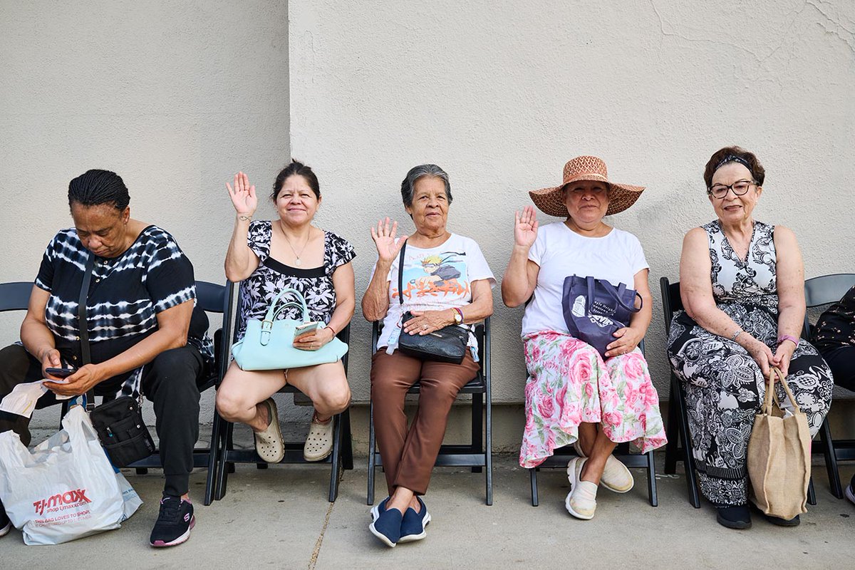 LADWP's tweet photo. Over 600 people attended our Heat Relief for Seniors event Sept 9 in Lincoln Heights where we gave away nearly 600 free A/C unites to qualified LADWP customers age 60+.  

Thanks to our co-host @ladeptofaging

Check out our press release:
https://t.co/rRBfiPKHlM https://t.co/BdOeWDh0Ea