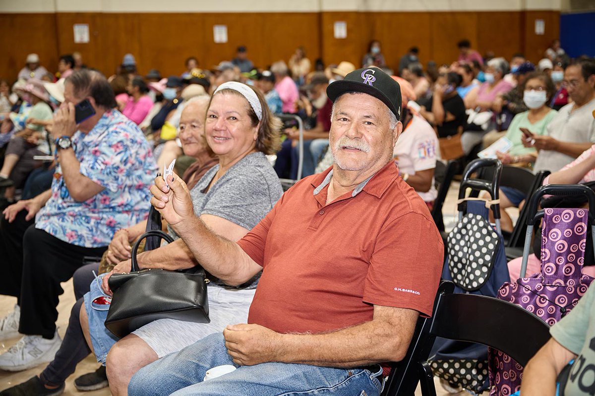 LADWP's tweet photo. Over 600 people attended our Heat Relief for Seniors event Sept 9 in Lincoln Heights where we gave away nearly 600 free A/C unites to qualified LADWP customers age 60+.  

Thanks to our co-host @ladeptofaging

Check out our press release:
https://t.co/rRBfiPKHlM https://t.co/BdOeWDh0Ea
