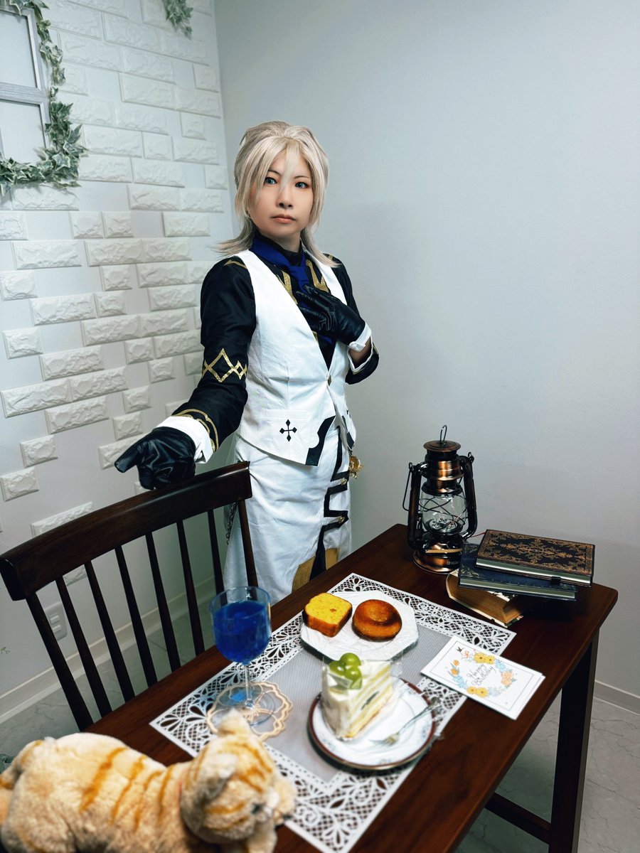 sugina0818's tweet photo. 【コスプレ】
gnsn 🌼

スタジオでかわいい感じにして近いケーキ選んで、着崩れたけどオケコン衣装頑張ったから見てください！ https://t.co/Lrhh9As82N