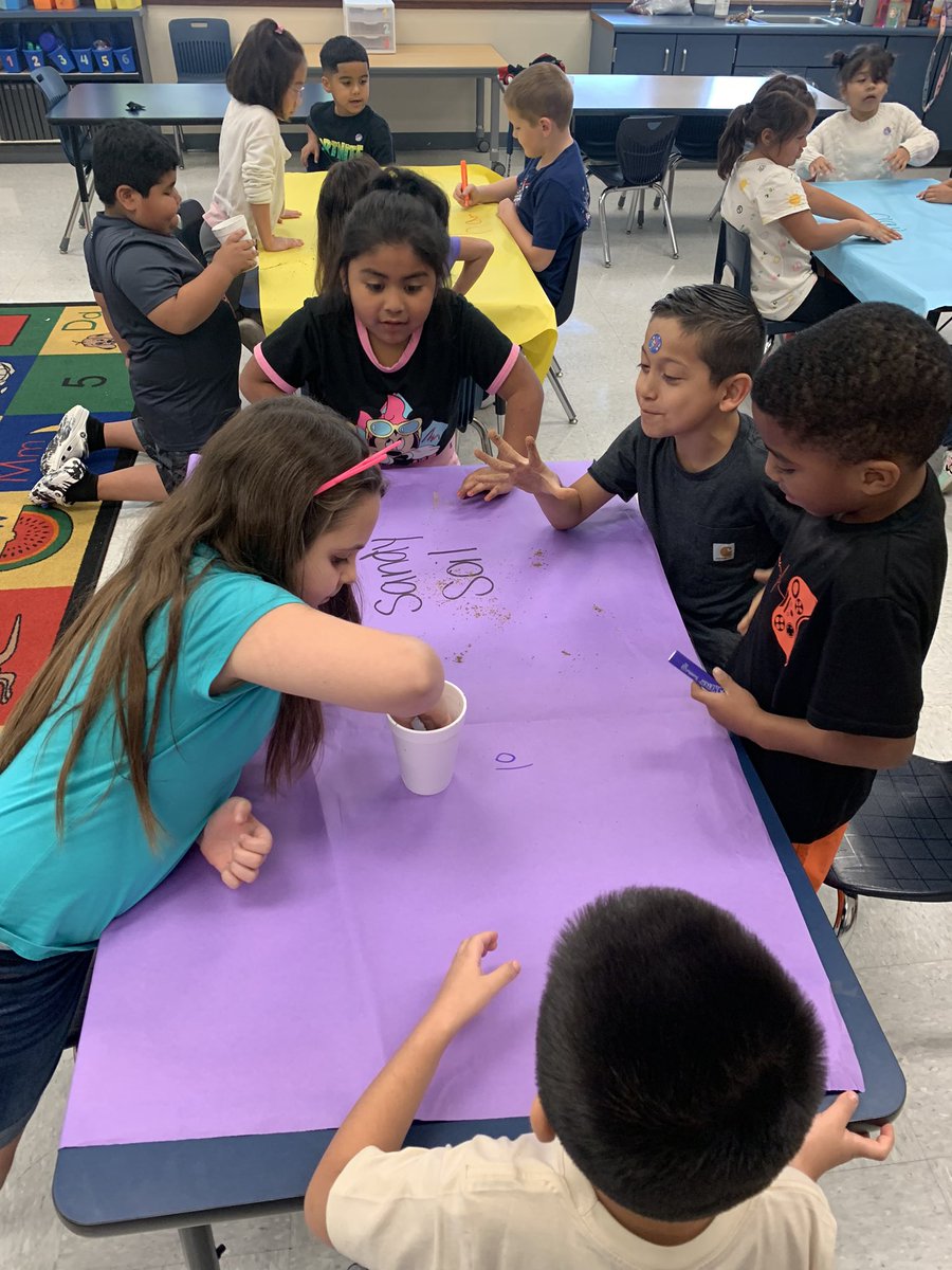 becca1295's tweet photo. My leaders were ready to get down and dirty into science today; making observations of soil! #GoingforGold @plumcreekelem https://t.co/0iqcrJhBJd