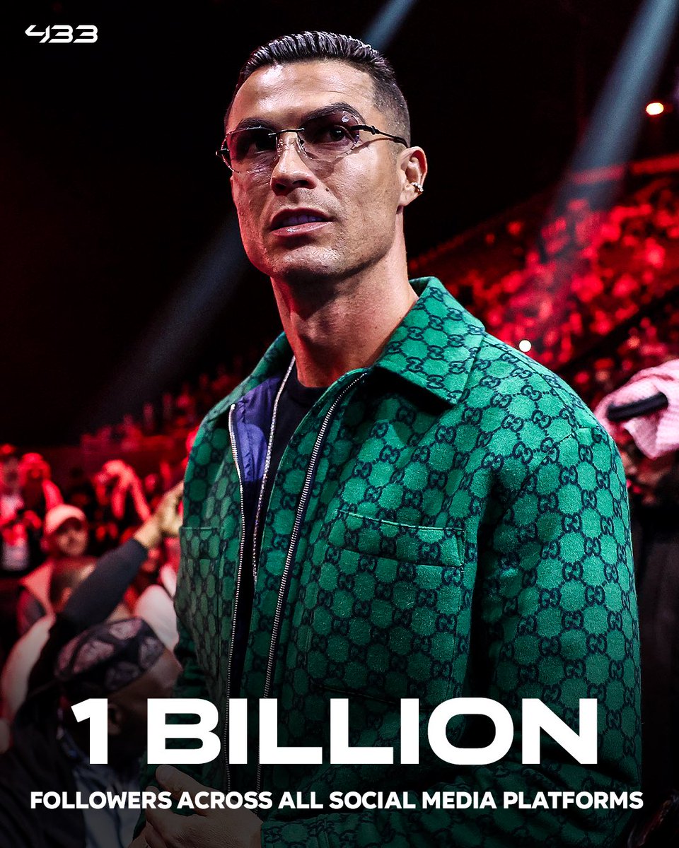 Cristiano Ronaldo is the first person in 𝗛𝗜𝗦𝗧𝗢𝗥𝗬 to reach 1 billion followers across all social media platforms 🤩👏