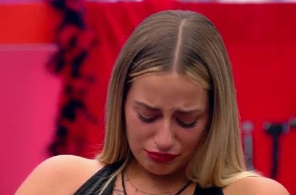 DarlinDeAiteda's tweet photo. Laura es puro corazón y bondad ❤️  #GHGala2 https://t.co/R5CnvlRFKg