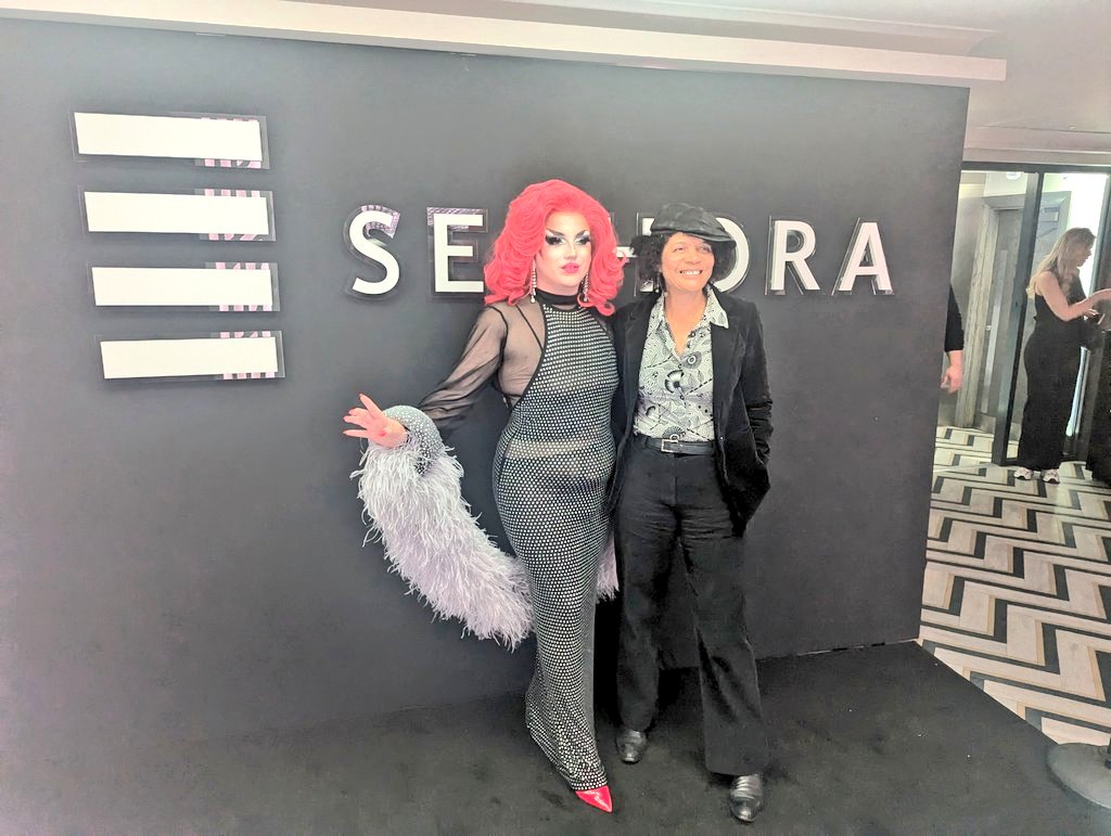 ChiOnwurah's tweet photo. Welcome to #Newcastle @Sephora and thank you for choosing #NewcastleGateshead to launch your first stores outside of London and Manchester. Great to celebrate that with beauty experts from the region and discuss diversity in business with Sephora UK CEO https://t.co/BzHrgQRpRY