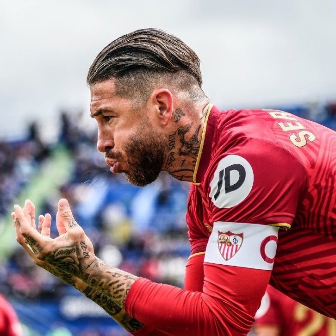 propa_fener's tweet photo. 👇Hala boşta olan oyuncular;

✨Adrien Rabiot
✨Sergio Ramos
✨Choupo-Moting
✨Yusuf Yazıcı
✨Anthony Martial
✨Wissam Ben Yedder
✨Joel Matip
✨Ghislain Konan
✨Davy Klaassen
✨Joao Pedro
✨Edouard Michut https://t.co/H3YlJYIr8Z