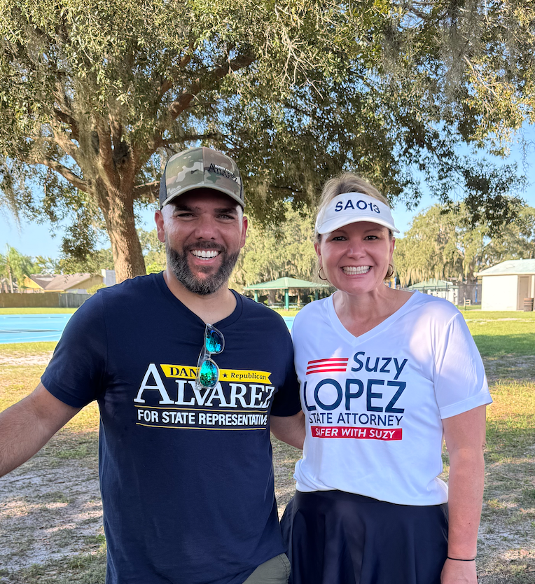 VoteSuzyLopez's tweet photo. We all want a safer community, and to do that, I believe the State Attorney must stand with law enforcement officers, not undermine them like my opponent Andrew Warren. If you believe criminals should be held accountable, visit https://t.co/aGIzj8xC8i to learn more. https://t.co/cBbwfy6rzO