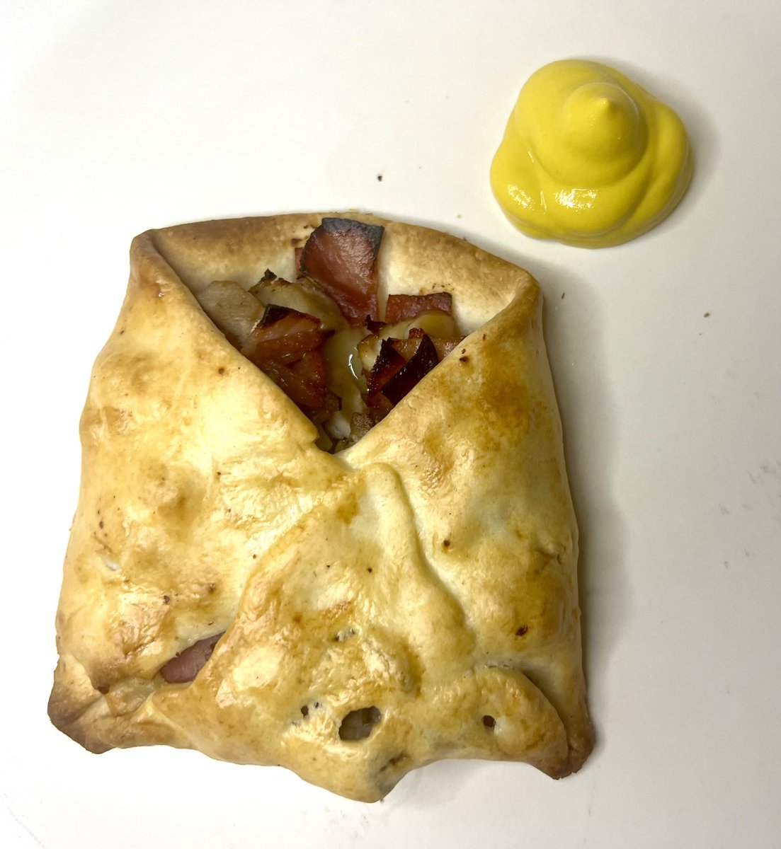nolanbianchi's tweet photo. TAILGATE RECIPES WEEK 2: Cubano Pockets for #Lions' matchup with Buccaneers

🔗: https://t.co/2B0BC1T03R https://t.co/nuaLLn3U0O