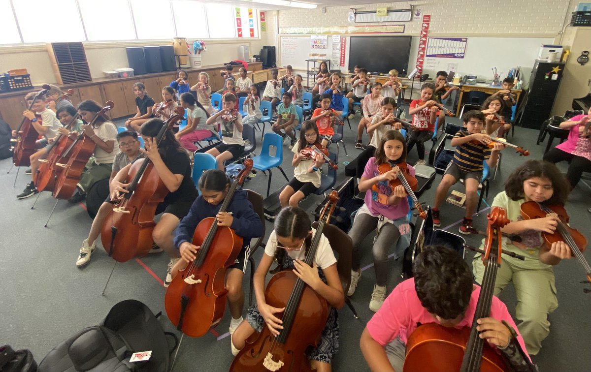 Reagan Magnet School tweet media