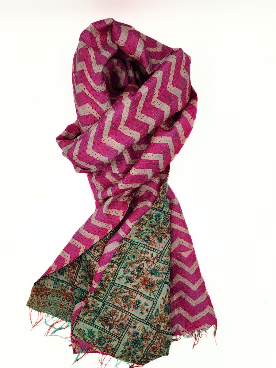 IndicCreations's tweet photo. Some more designs of our hand stitched #Kantha #Silk #Scarves made from surplus Bengal silk. Econfriendly, fair wages and perfect for punching up fall and winter ensembles. 
https://t.co/AGYloQPhiM https://t.co/ki3DAIS9iT