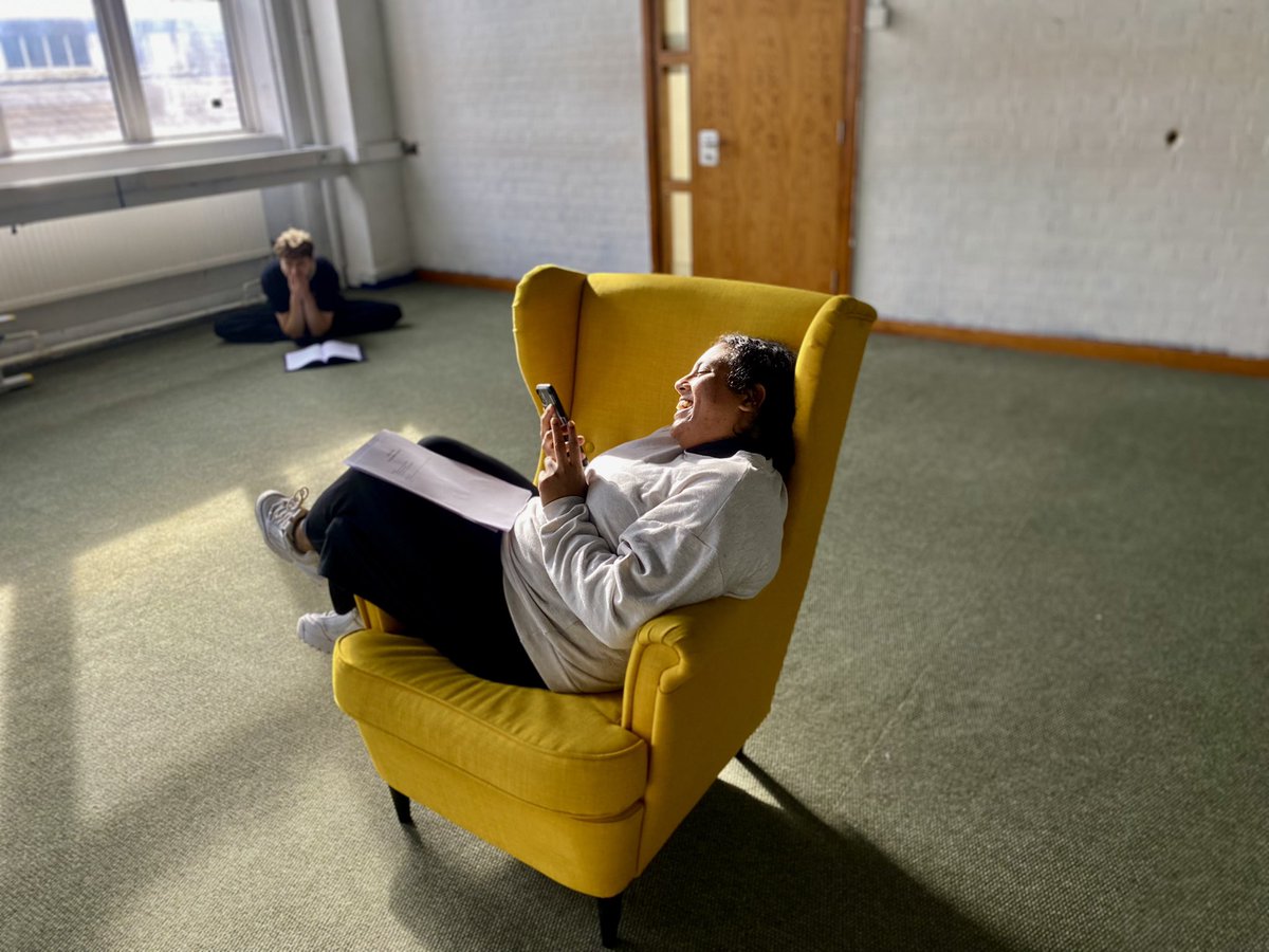 DreambiteCo's tweet image. Some BTS of our first day of rehearsals!! 

#queertheatre #theatre #rehearsal #actors