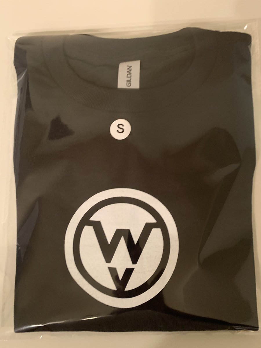 HYBU DM me 
$25 s - xl
$30 2xl - 4xl