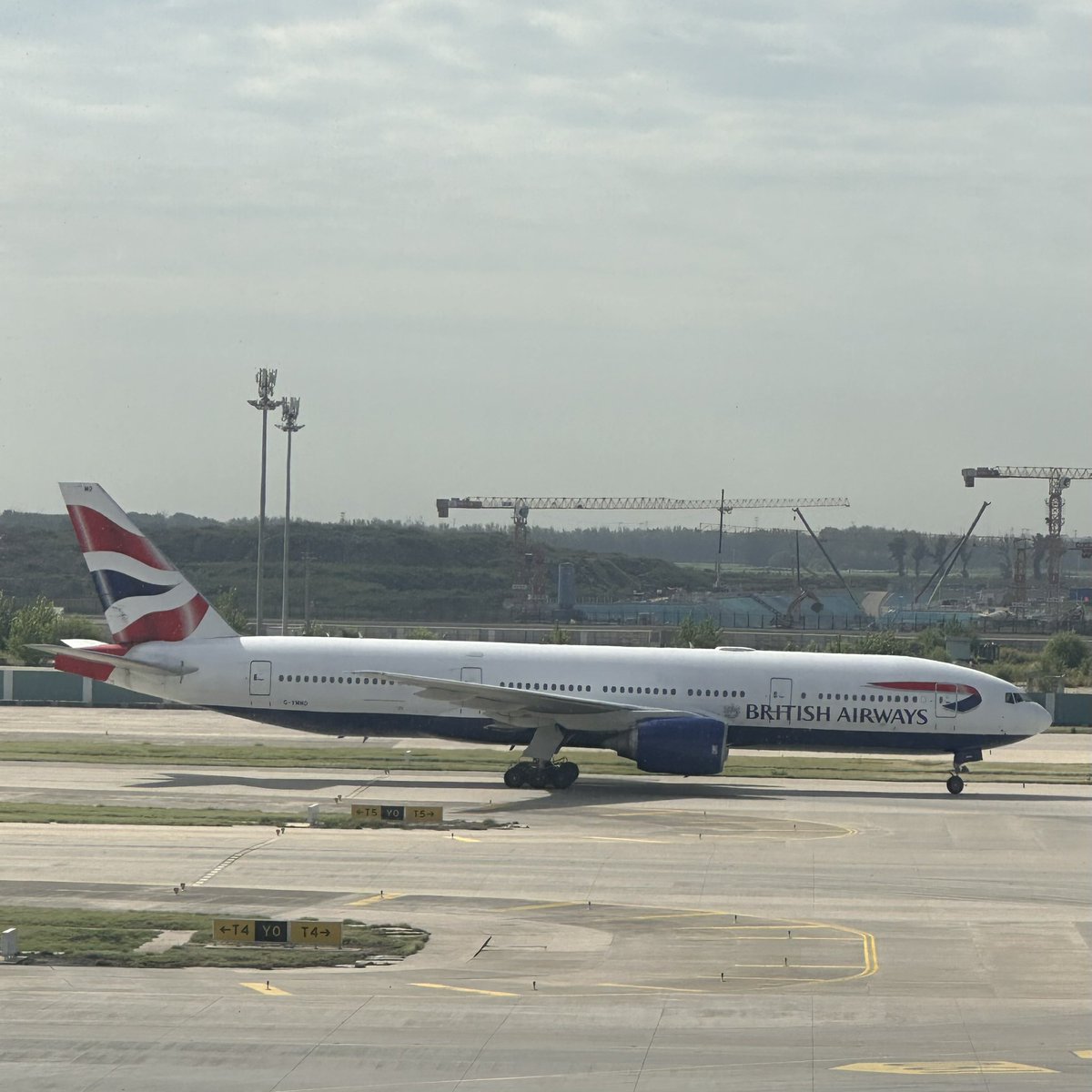 Jono Eckley (@jono_eckley) on Twitter photo Always good to see the <a href="/British_Airways/">British Airways</a> bus home arriving, even if a tad late! #duetothelatearrival #delayed #exportisstillgreat Always good to see the <a href="/British_Airways/">British Airways</a> bus home arriving, even if a tad late! #duetothelatearrival #delayed #exportisstillgreat