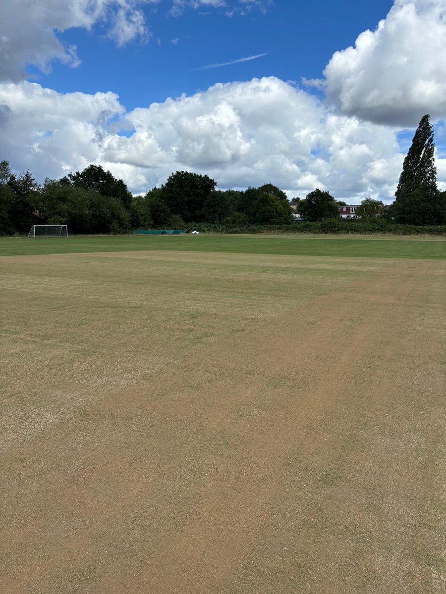 Jordans (@ianajordan) on Twitter photo 2 more squares renovated today in west London, scarified, top dressed, seeded, fertilised. <a href="/Proffittglenn/">Jamie Glenn Proffitt</a> <a href="/charlieells/">Charlie Ellis</a> 2 more squares renovated today in west London, scarified, top dressed, seeded, fertilised. <a href="/Proffittglenn/">Jamie Glenn Proffitt</a> <a href="/charlieells/">Charlie Ellis</a>