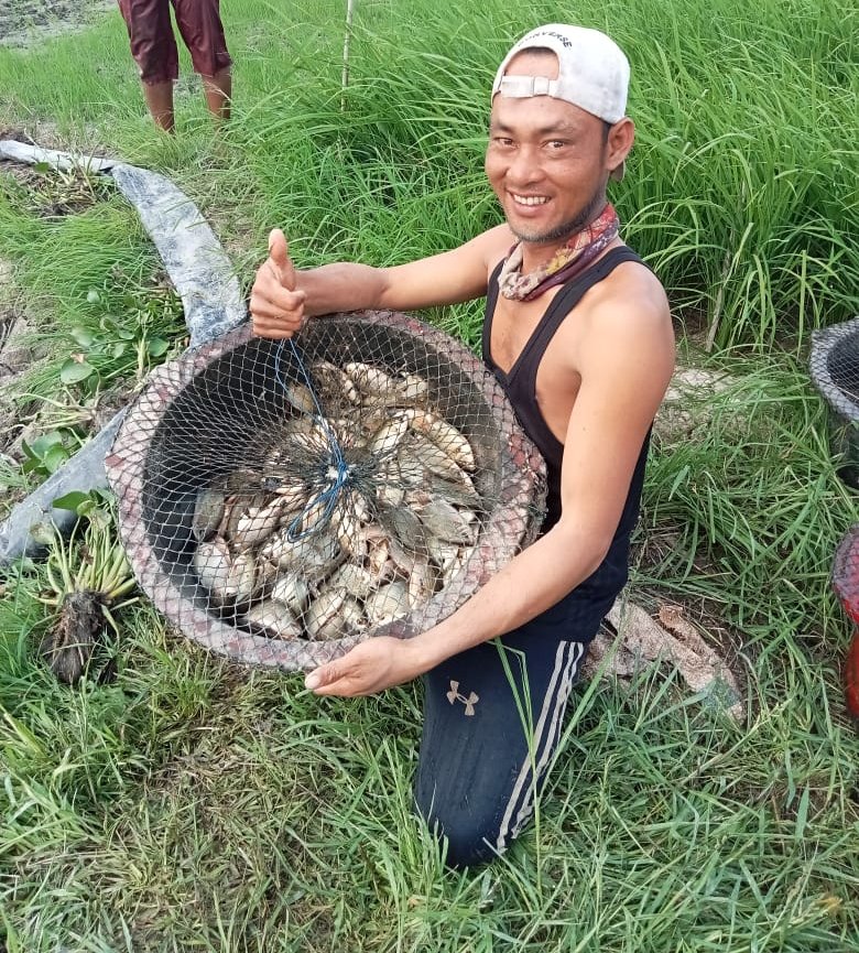 Hafisal81's tweet photo. Giat Kamis tanggal 29/08/2024 Hafisal, S. Pi, kunjungan dan monitoring hasil tangkapan ikan fi KUB Seniga Jaya. Rata-rata hasil tangkapan ikan 5-15 kg/hari dengan harga jual Rp. 10.000/kg.
#GiatLuhkanSatminkalBRPPUPP
#LuhkanKabupatenMuaraEnim
#Luhlapor https://t.co/D927c1YJyf