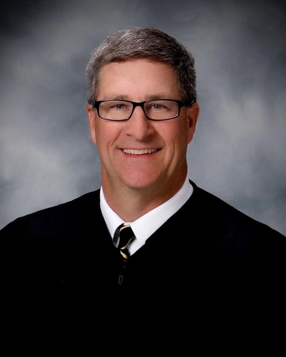 DisavowTrump20's tweet image. This is Judge Bruce Romanick, the judge who struck down North Dakota’s abortion ban and potentially saved the lives of thousands of women. 

RETWEET to thank Judge Romanick for his heroic actions!