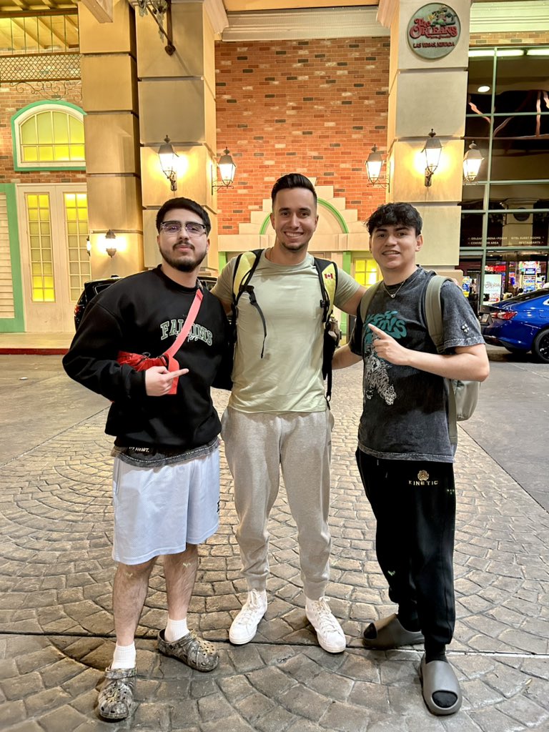 Beam_Ark's tweet image. Vegas, I’ve arrived 🫡