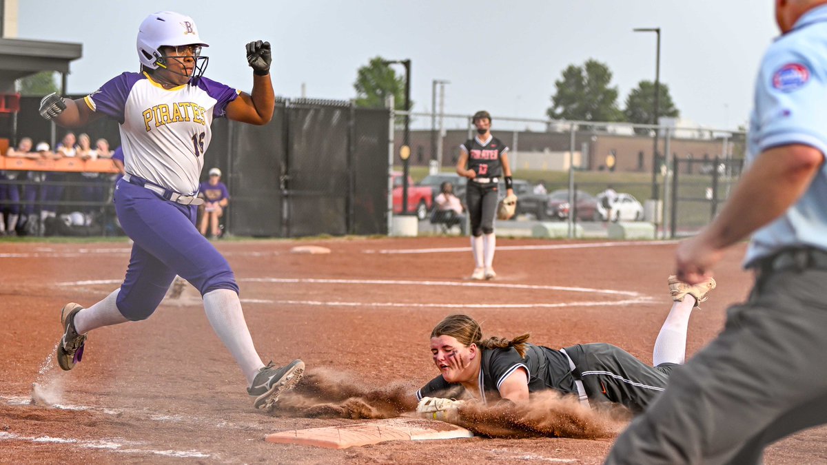 A few photos of <a href="/PCSoftball3/">PC Softball</a> from their 11th inning comeback victory over Belton #softball  <a href="/PCHSAthletics1/">PIRATE ACTIVITIES</a> 

📸 <a href="/tanugent12/">Nugent Photography</a>