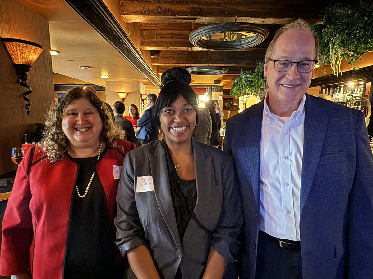 Thanks to all who attended tonight’s Democratic Lawyers Happy Hour, particularly <a href="/RyanforNYSenate/">Senator Sean Ryan</a>, who discussed his journey from the practice of law to elected office and public service.

#GoBills, and we’ll see everyone again in October! <a href="/ZellnerforECDC/">Chair Jeremy Zellner</a>