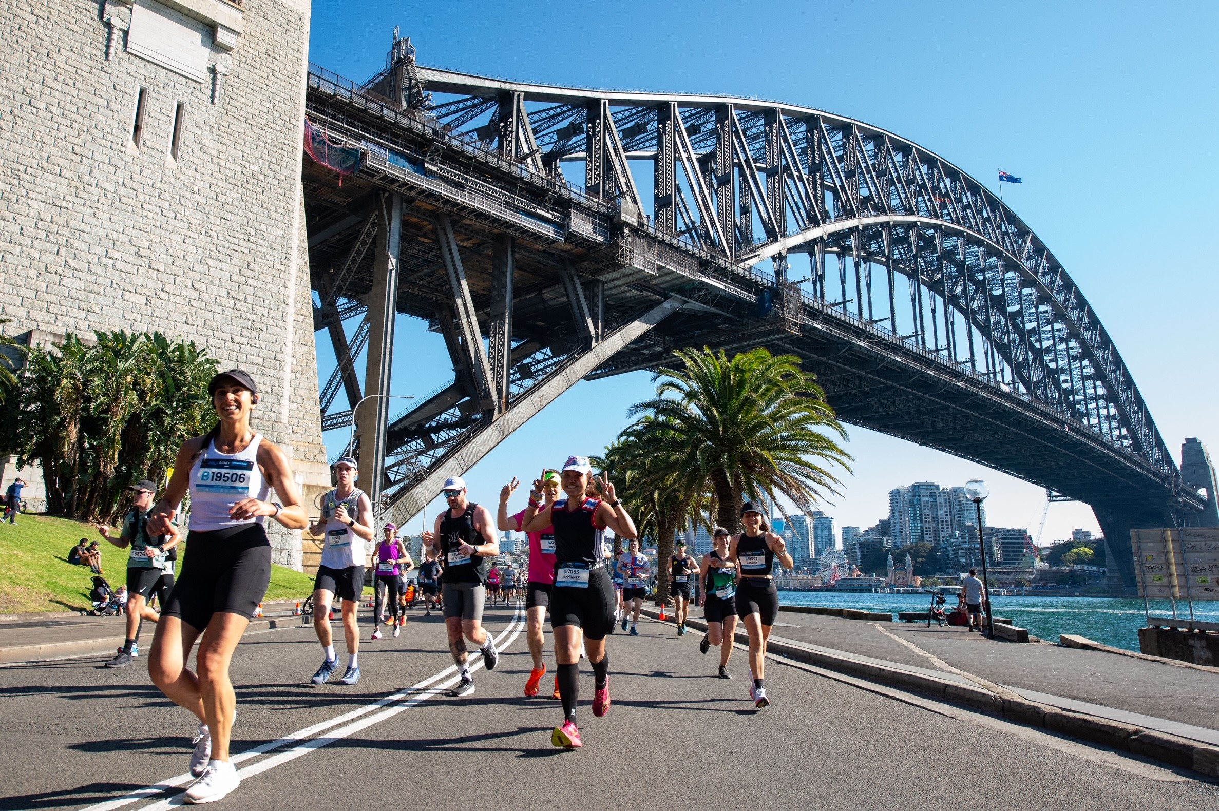 Transport for NSW on X With 40k people participating in the Sydney Marathon this Sunday public transport is your best option Extra early services will run on metro trains buses