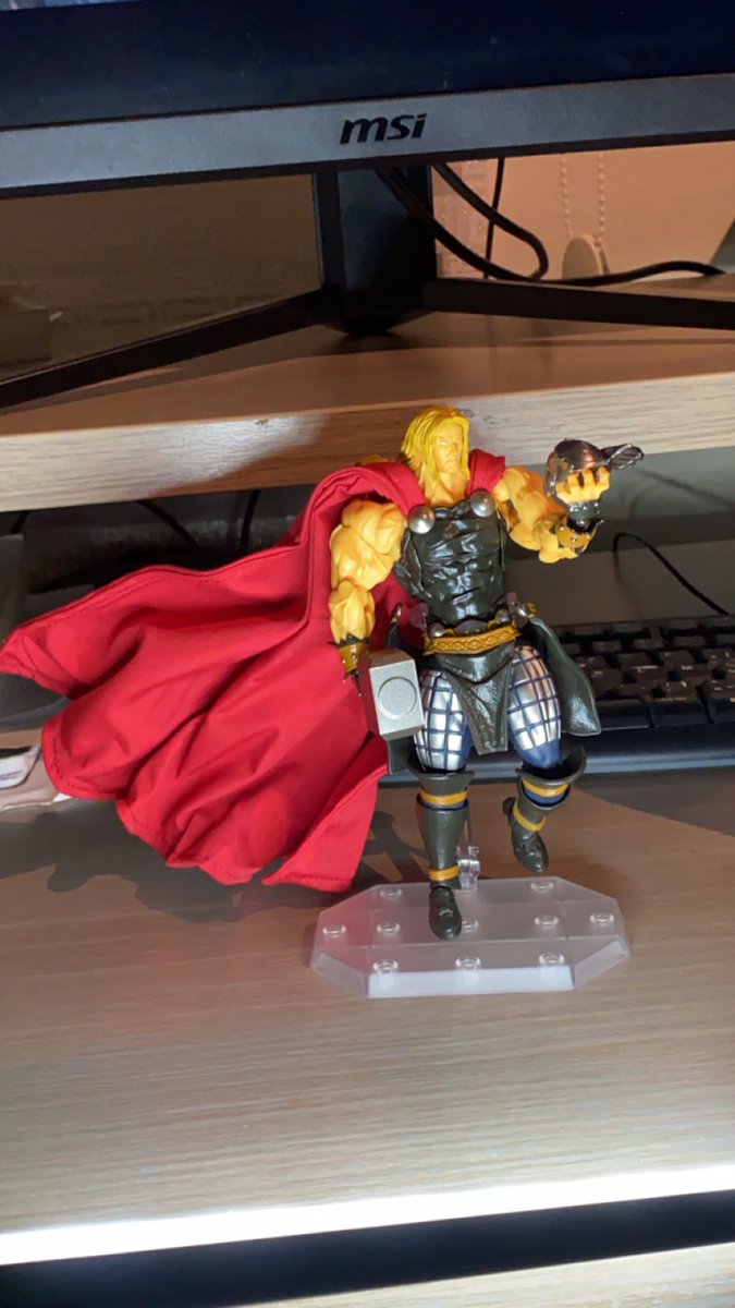 MicroKurd's tweet image. ot my first articulated figure today and been messing around. It is my first time posing and having any of these. Any tips are appreciated C: