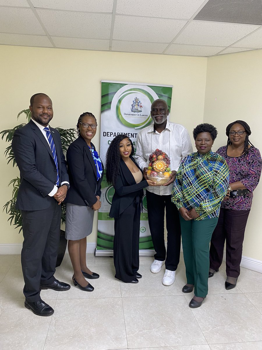 BahamasLabour's tweet photo. The Department of Labour extends a special congratulations to one of very own, Ms. Denisha Mortimer, who is the Head of the Communications Unit, for being awarded the prestigious Chevening Scholarship. 

#DOLBahamas #Excellence #ChosenforChevening https://t.co/XOMzWn40hH