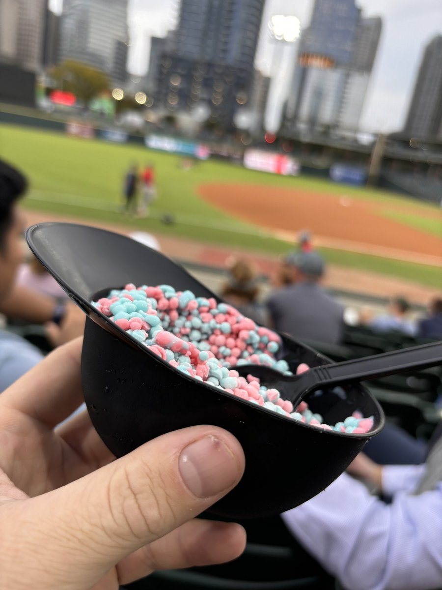 skanks17's tweet image. Dippin dots before beer, you’re in the clear