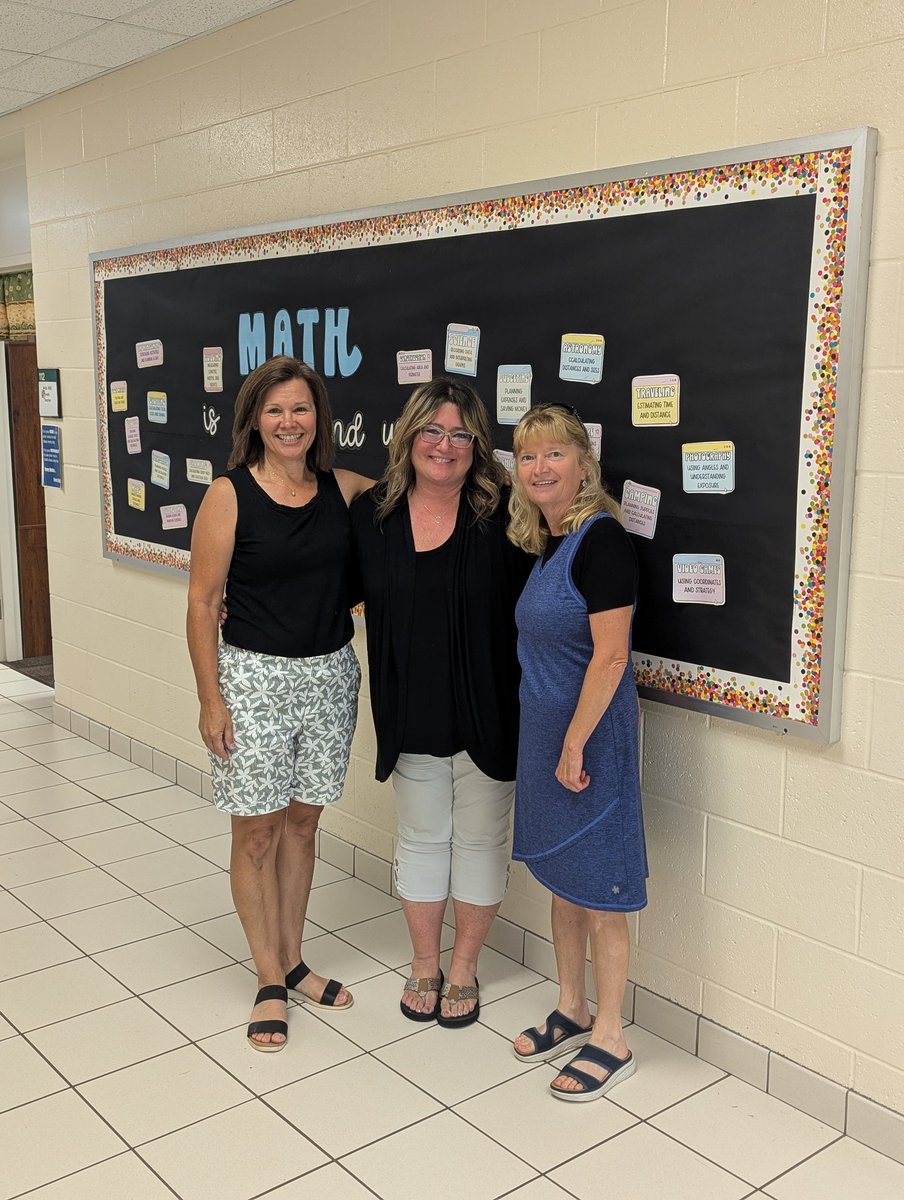 Ms. Ruhland, Ms Pashe and Ms. Meyers, retired teachers, stopped by to say hi to Wakanda today.  Once a Wakanda Star always a Wakanda Star.

<a href="/SDMAOnline/">Menomonie Schools</a>