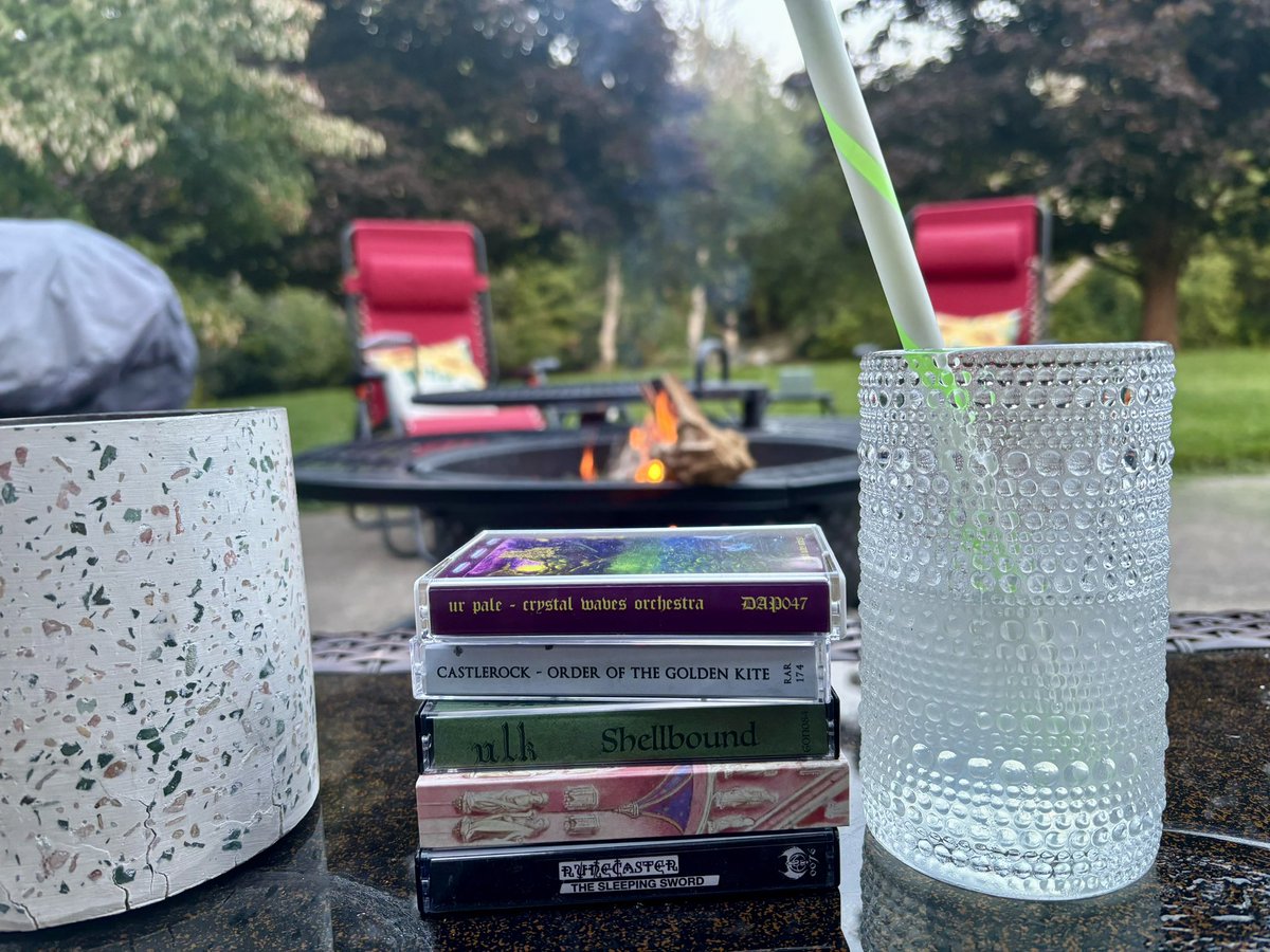 Spending the evening with a fire, some margaritas &amp; dungeon synth. 

Taking advantage of these beautiful nights before it turns back to cold.