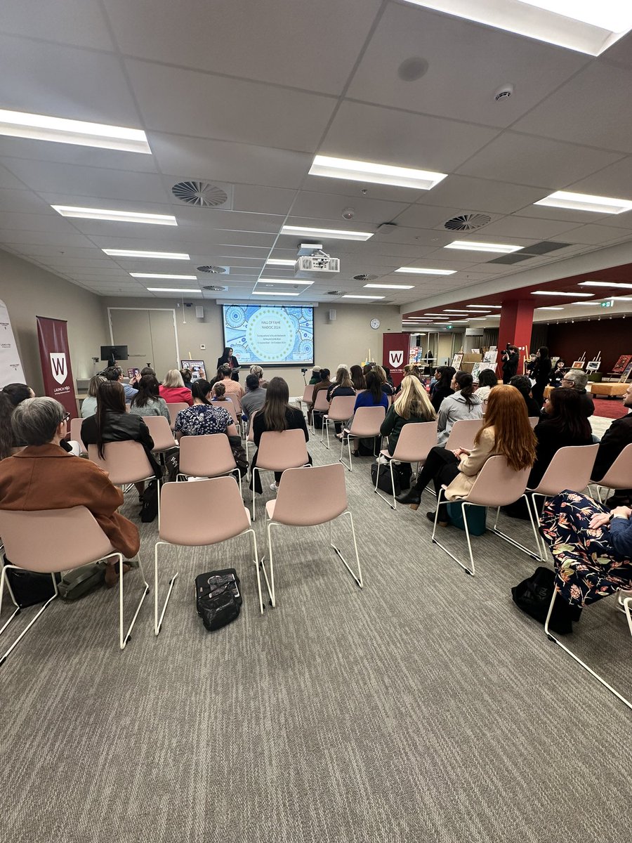 TESOLoz's tweet image. .@k_rigas @LilaMularczyk A warm welcome from our very own @MSiokos ,an Acknowledgement delivered by young (beautiful, clever) Ss from @OurSchoolWSPS, ‘heartfelt words (&amp;amp; few tears) from our @DebSummerhayes = a recipe for a great exhibition opening! #NAIDOC #firstpeoples #tesoloz