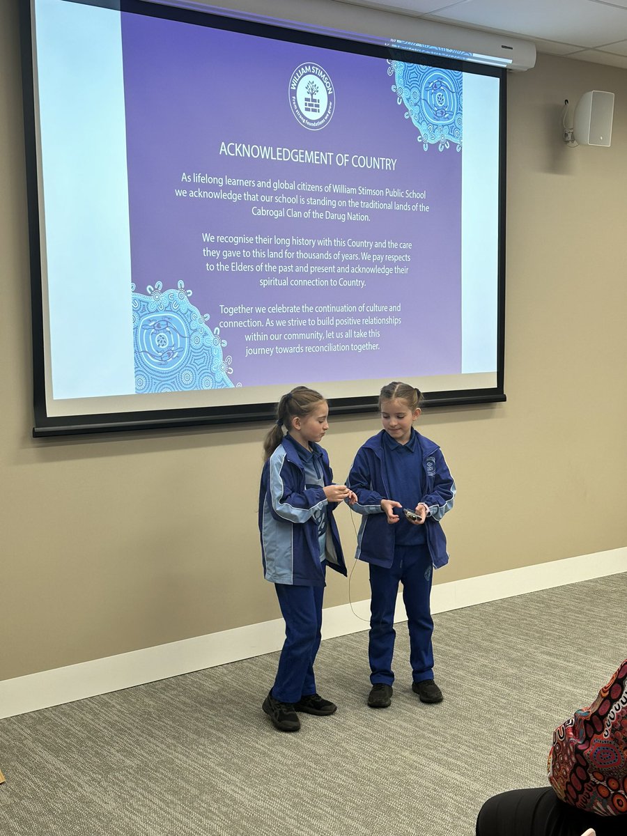 TESOLoz's tweet image. .@k_rigas @LilaMularczyk A warm welcome from our very own @MSiokos ,an Acknowledgement delivered by young (beautiful, clever) Ss from @OurSchoolWSPS, ‘heartfelt words (&amp;amp; few tears) from our @DebSummerhayes = a recipe for a great exhibition opening! #NAIDOC #firstpeoples #tesoloz