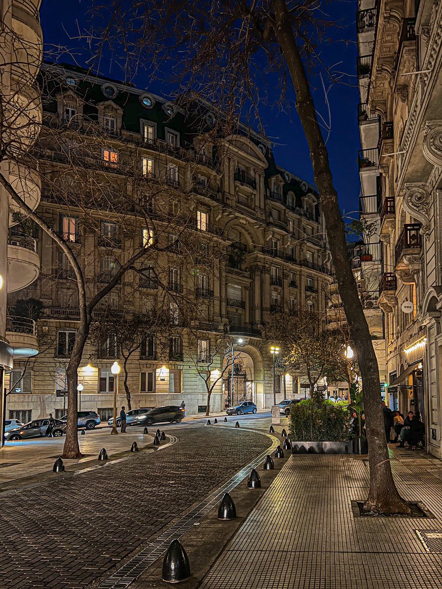 Salí a caminar un ratito por el barrio ✨