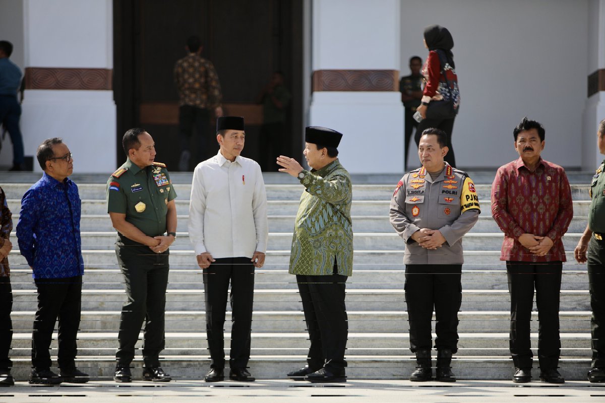 Gerindra's tweet photo. Selamat pagi tweeps awali pagi yang cerah ini dengan berdoa. Selamat beraktivitas, tetap semangat dan salam #IndonesiaRaya https://t.co/yIbieYdsU5
