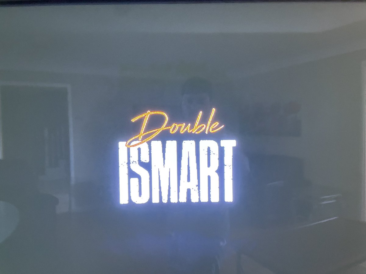 MovieMuthyam's tweet photo. NW: #DoubleIsmart https://t.co/t4sIO0V49c